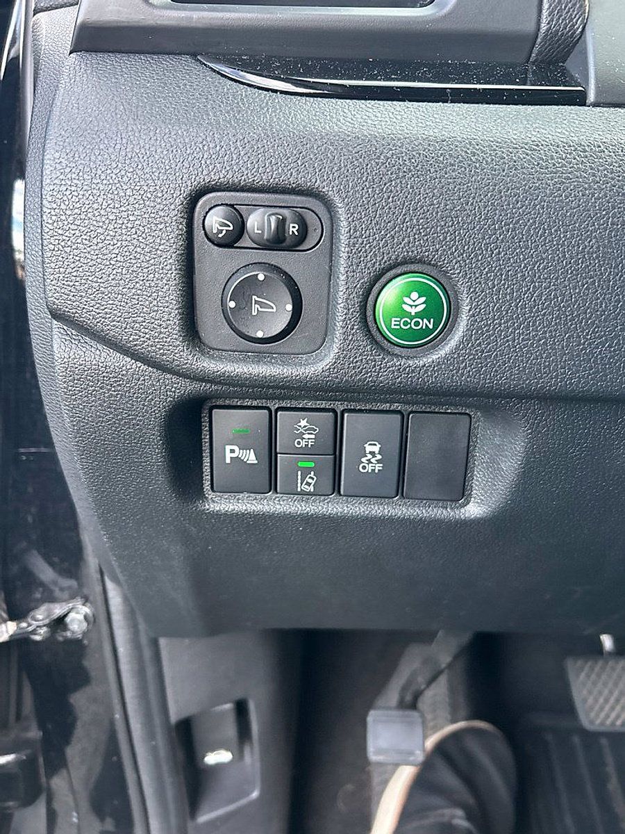 Used 2021 Honda Pilot Black Edition image 4
