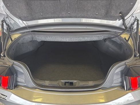 Used 2025 Ford Mustang Premium image 15