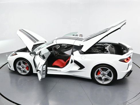 Used 2024 Chevrolet Corvette Stingray Coupe w/ 1LT RWD image 36