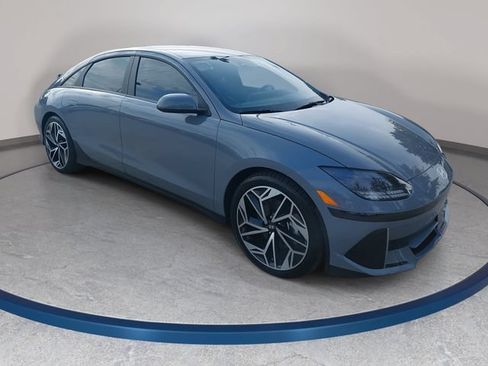 Used 2023 Hyundai Ioniq 6 SEL RWD image 3