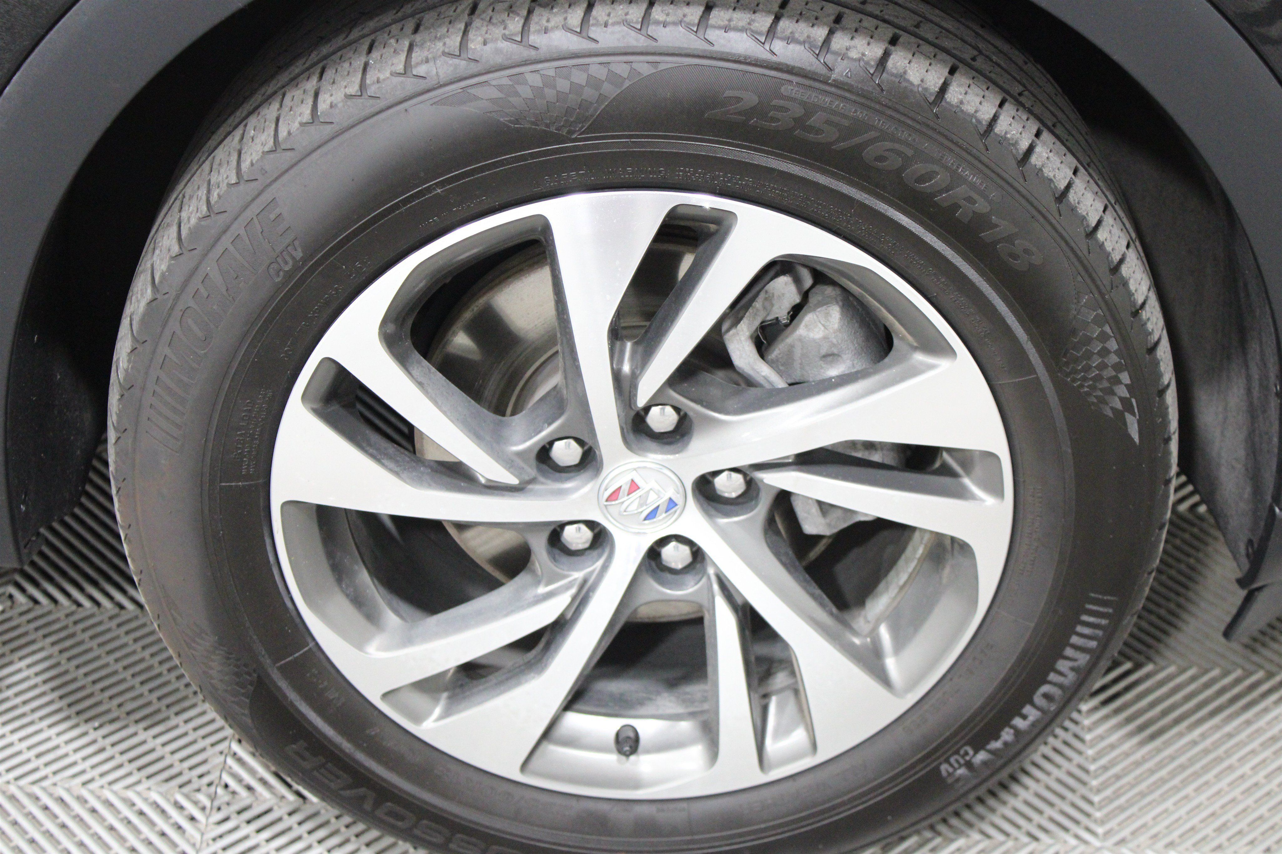 Used 2023 Buick Envision Essence FWD image 25