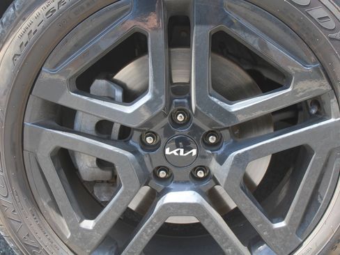 Certified 2024 Kia Telluride SX Prestige X-Line AWD/4WD image 19