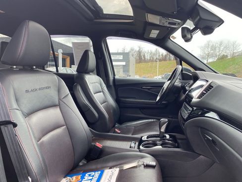 Used 2019 Honda Ridgeline Black Edition image 13
