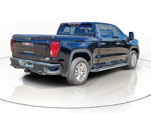 Used 2020 GMC Sierra 1500 Denali w/ Technology Package AWD/4WD image 3