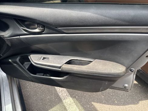 Used 2018 Honda Civic Sport image 15