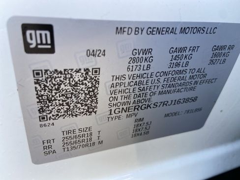Used 2024 Chevrolet Traverse LT FWD image 33