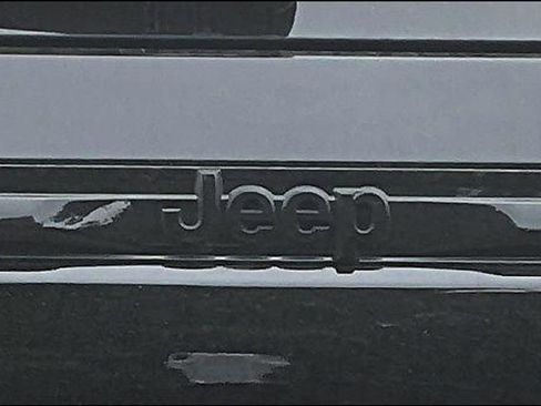 New 2026 Jeep Grand Cherokee Limited w/ Limited Altitude Package AWD/4WD image 8