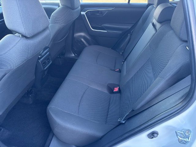 Certified 2025 Toyota RAV4 LE FWD image 18