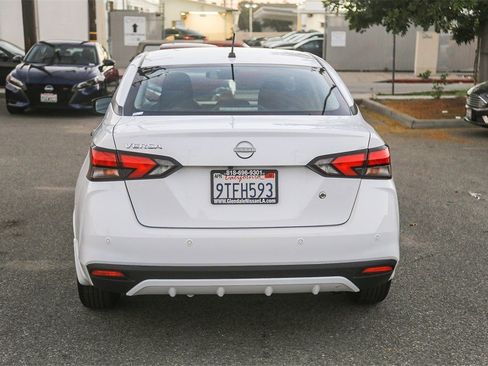 Certified 2025 Nissan Versa S w/ Trunk Package image 7