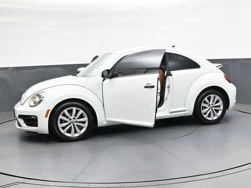 Used 2017 Volkswagen Beetle 1.8T S image 42