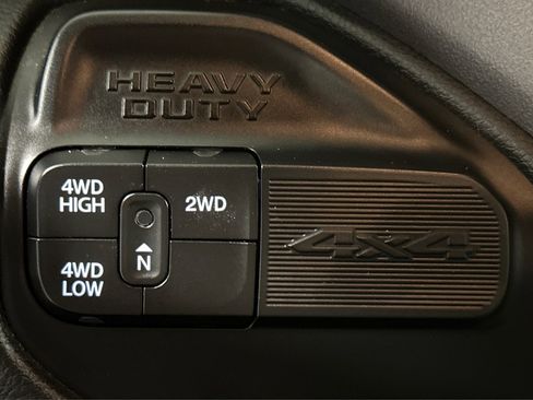 Used 2021 RAM 2500 Big Horn image 31