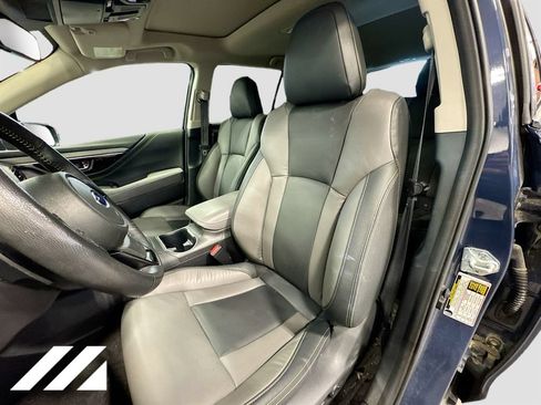 Used 2025 Subaru Outback Onyx Edition AWD/4WD image 22