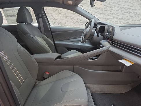 New 2026 Hyundai Elantra SEL Sport Premium FWD image 8