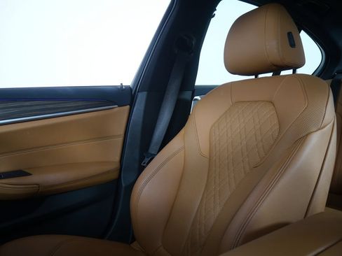 Used 2023 BMW 530i w/ M Sport Package RWD image 24