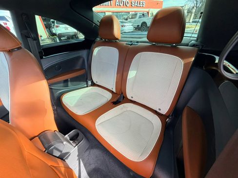 Used 2017 Volkswagen Beetle 1.8T S image 22