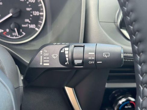 Certified 2025 Nissan Rogue SV AWD/4WD image 23