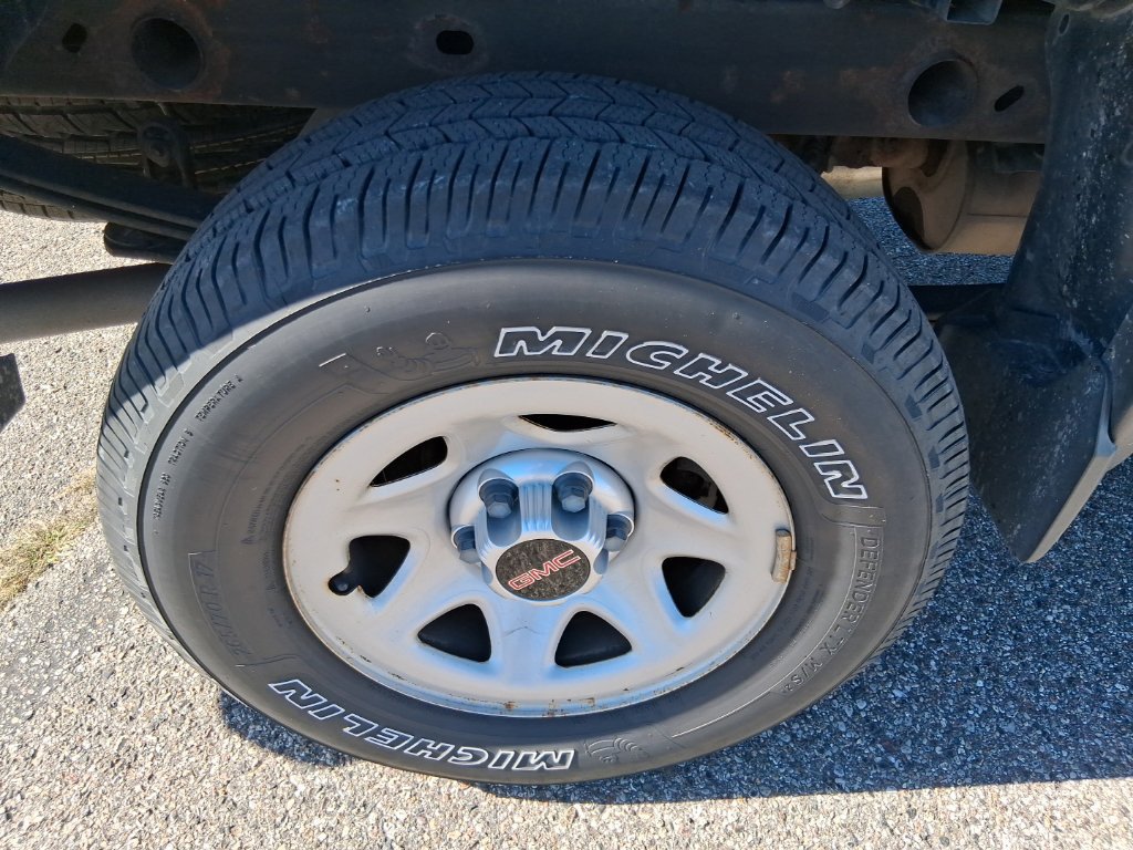 Used 2016 GMC Sierra 1500 2WD Regular Cab image 14