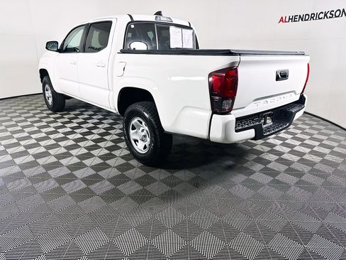 Used 2021 Toyota Tacoma SR image 5