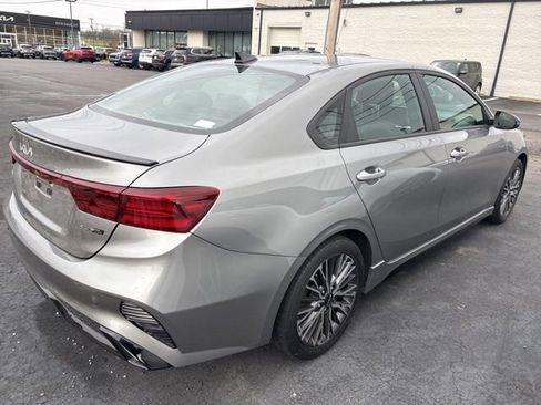 Certified 2022 Kia Forte GT-Line w/ GT-Line Technology Package FWD image 3