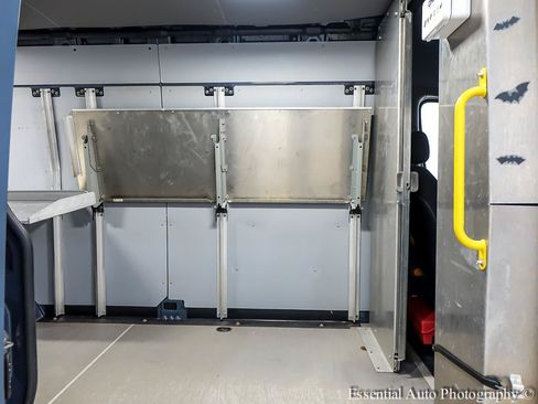 Used 2021 Mercedes-Benz Sprinter 2500 image 16