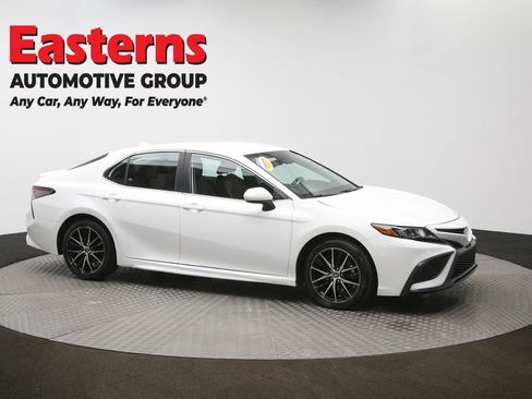 Used 2024 Toyota Camry SE FWD image 48