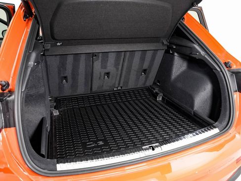 Used 2023 Audi Q3 2.0T Premium Plus w/ Premium Plus Package image 24