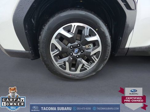 Used 2025 Subaru Forester Premium AWD/4WD image 9