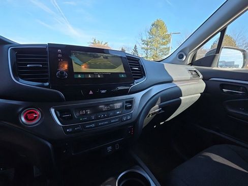 Used 2020 Honda Pilot EX image 19