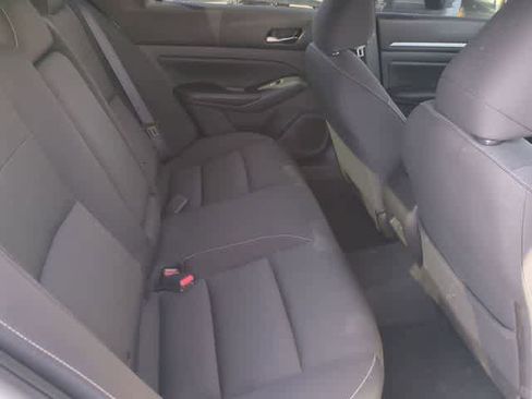 Used 2022 Nissan Altima 2.5 SV image 20