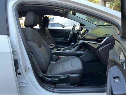 Used 2019 Chevrolet Volt LT FWD image 54