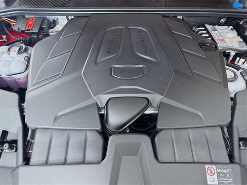 New 2026 Porsche Cayenne E-Hybrid Coupe image 32