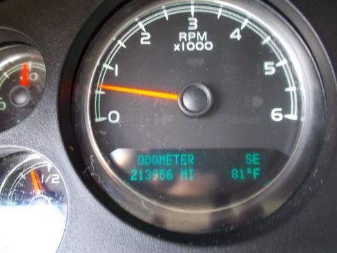Used 2012 GMC Yukon XL Denali AWD/4WD image 36