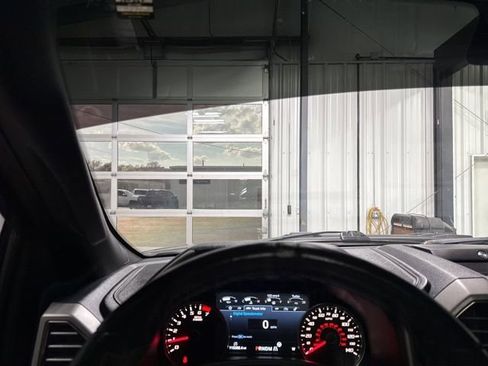 Used 2018 Ford F150 Raptor w/ Equipment Group 802A Luxury image 10