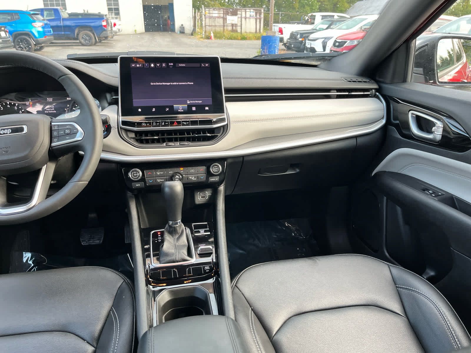 Used 2025 Jeep Compass Limited AWD/4WD image 26