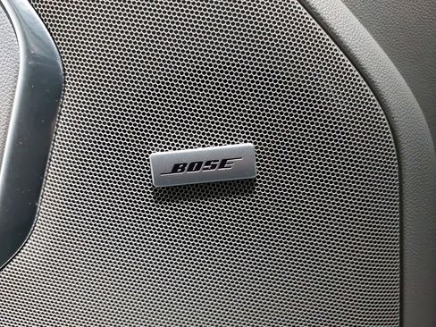 Used 2024 GMC Yukon SLT w/ Max Trailering Package image 31