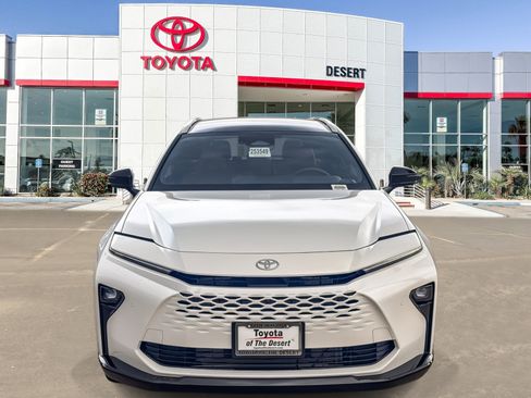 New 2026 Toyota Crown Signia AWD/4WD image 2