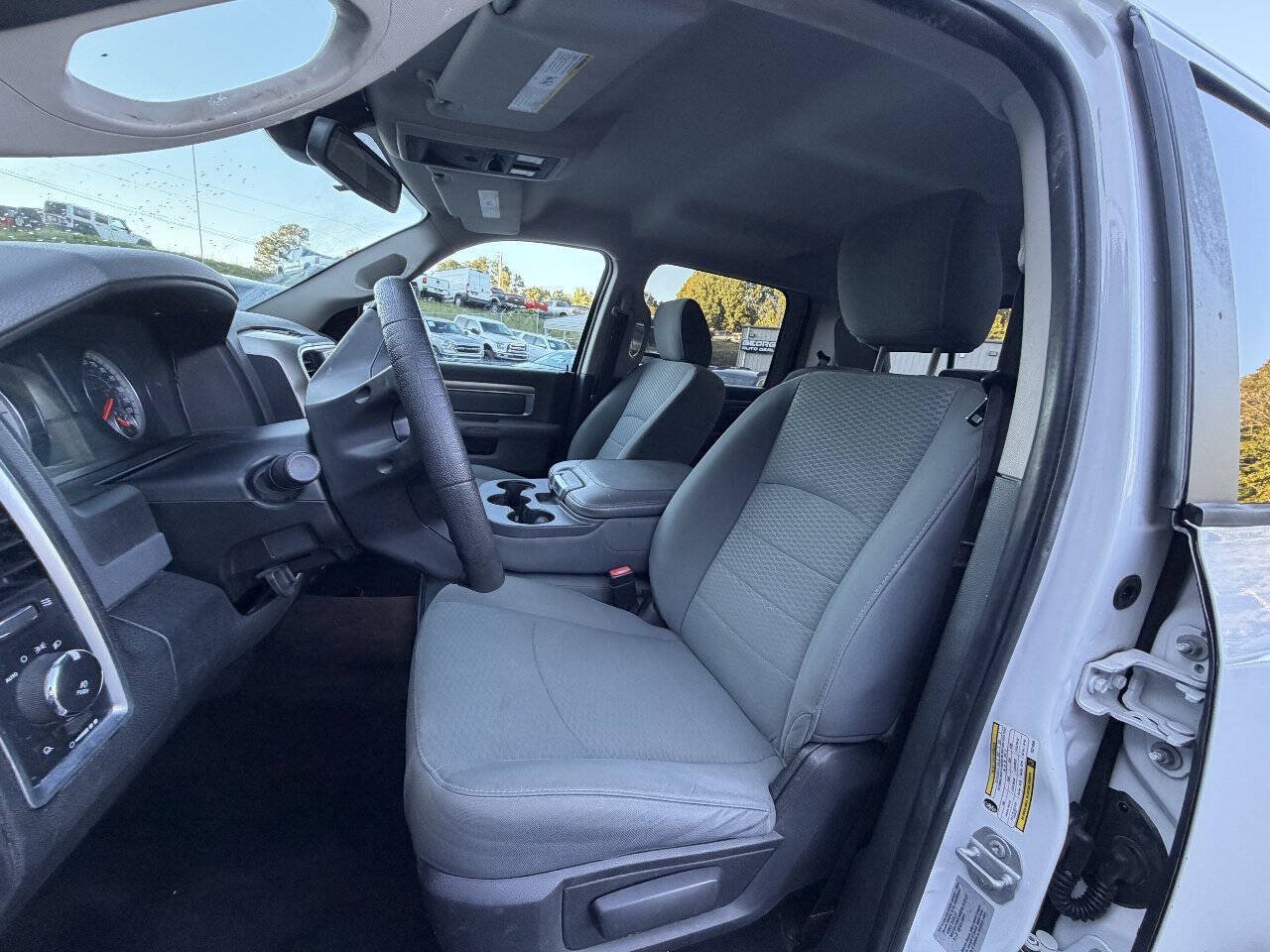 Used 2016 RAM 2500 SLT AWD/4WD image 22