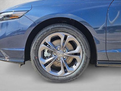 Used 2025 Honda Accord EX-L image 10