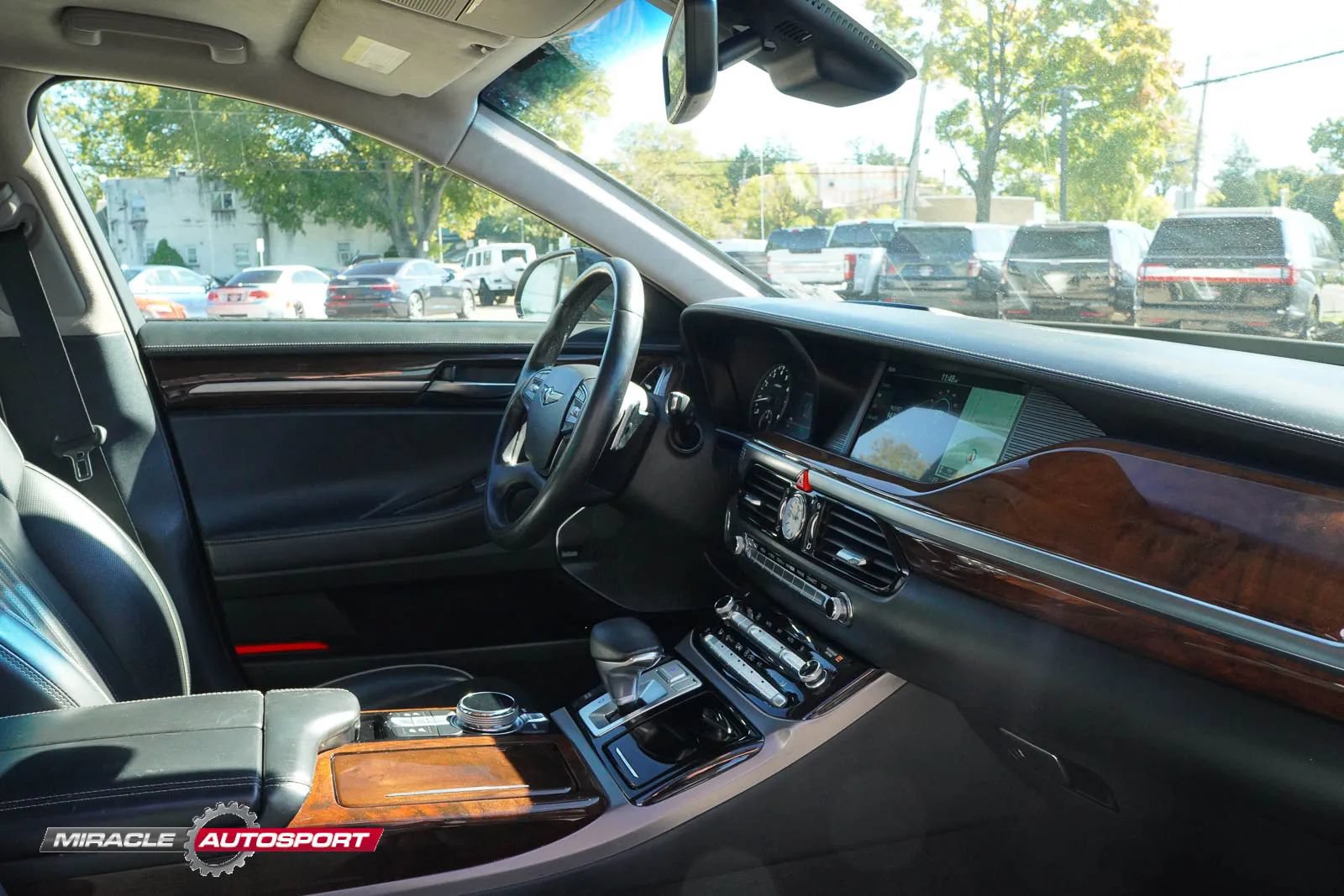 Used 2019 Genesis G90 3.3T Premium AWD/4WD image 35