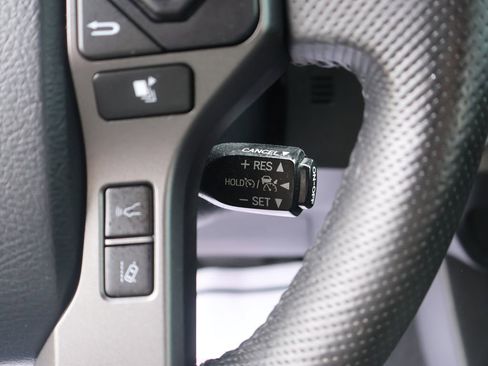 Used 2019 Toyota Tacoma TRD Sport w/ Technology Package AWD/4WD image 37