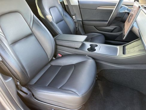Used 2023 Tesla Model 3 Standard Range RWD image 27
