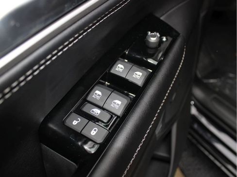 New 2025 Jeep Wagoneer Series II w/ Premium Group I image 10