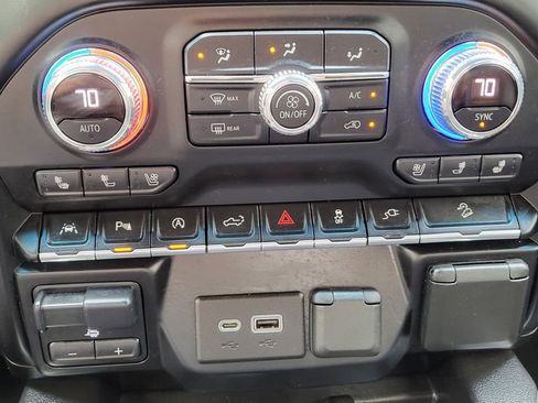 Used 2020 GMC Sierra 1500 AT4 w/ AT4 Premium Package image 30