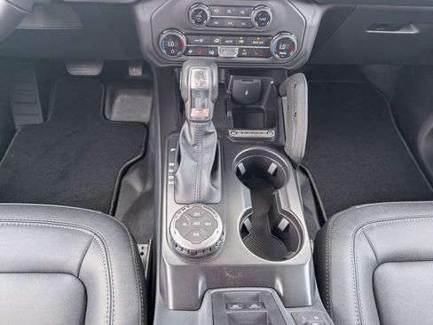 New 2026 Ford Bronco Badlands AWD/4WD image 16