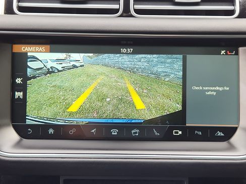 Used 2017 Land Rover Range Rover HSE image 23