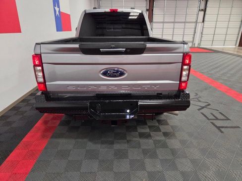 Used 2020 Ford F250 Lariat w/ Lariat Value Package image 27