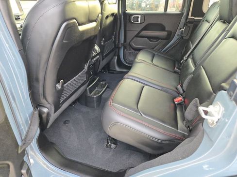 Certified 2024 Jeep Wrangler Unlimited Rubicon image 19