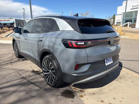 Certified 2023 Volkswagen ID.4 Pro S Plus image 3