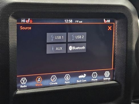 Used 2021 Jeep Gladiator Willys image 32