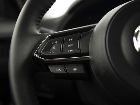 Used 2023 MAZDA CX-5 AWD 2.5 S w/ Premium Package image 6